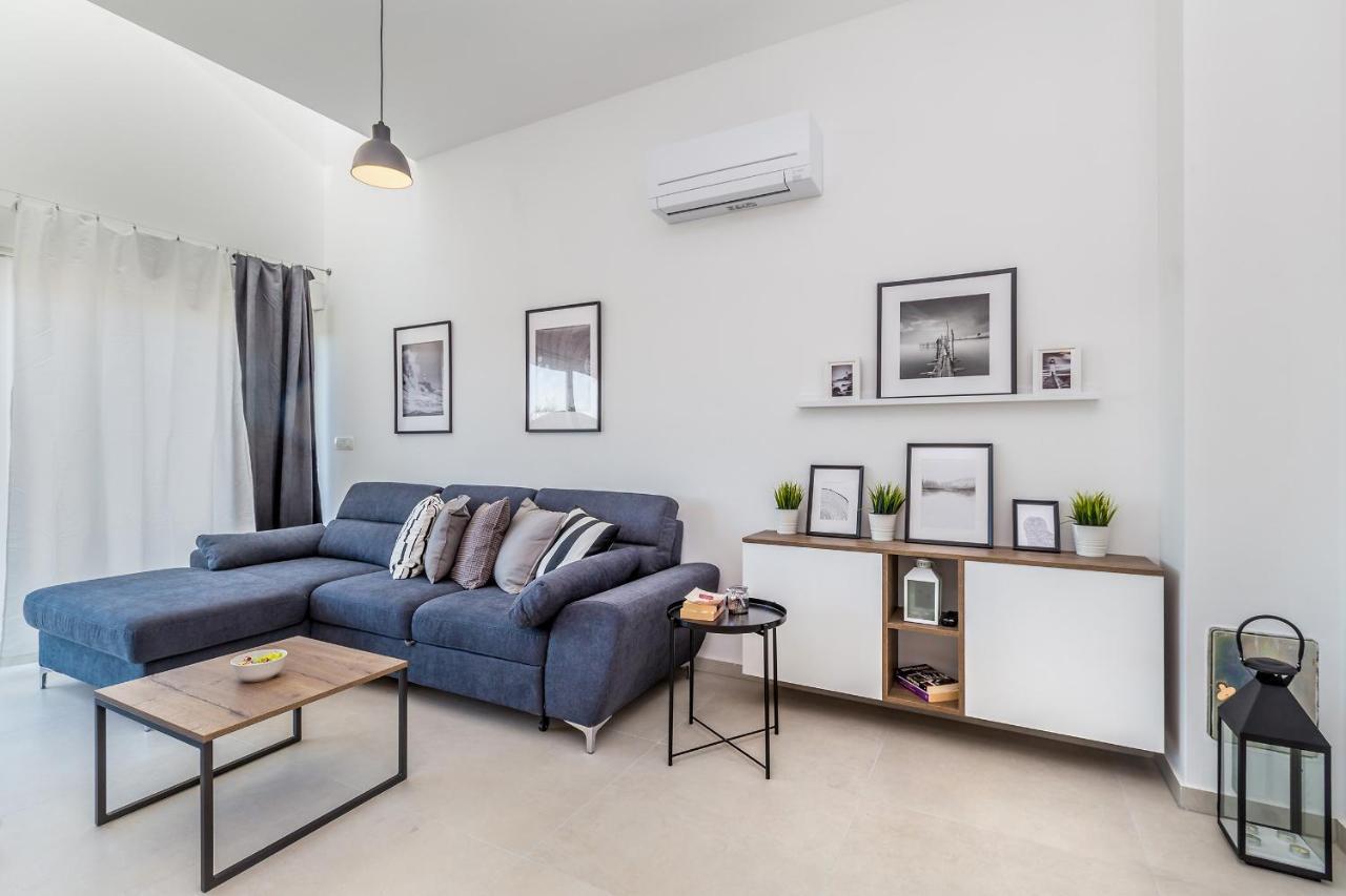 Apartments Solis Lacus Penthouse Njivice Exterior foto